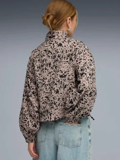 ess graphic half zip w