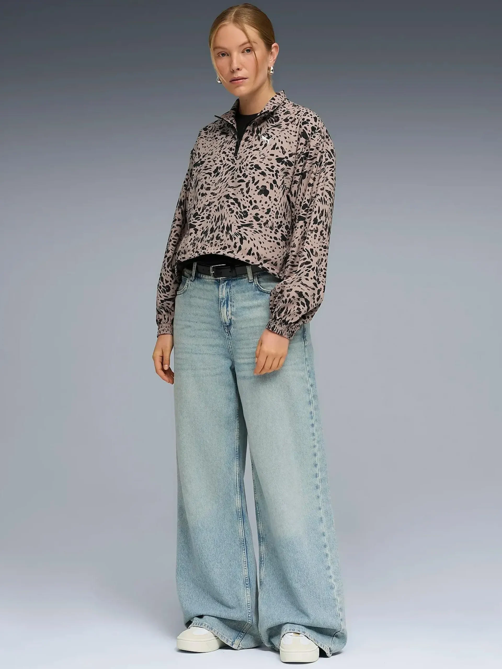 ess graphic half zip w