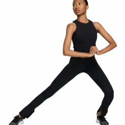 nike one fitted women's dri-fit cro