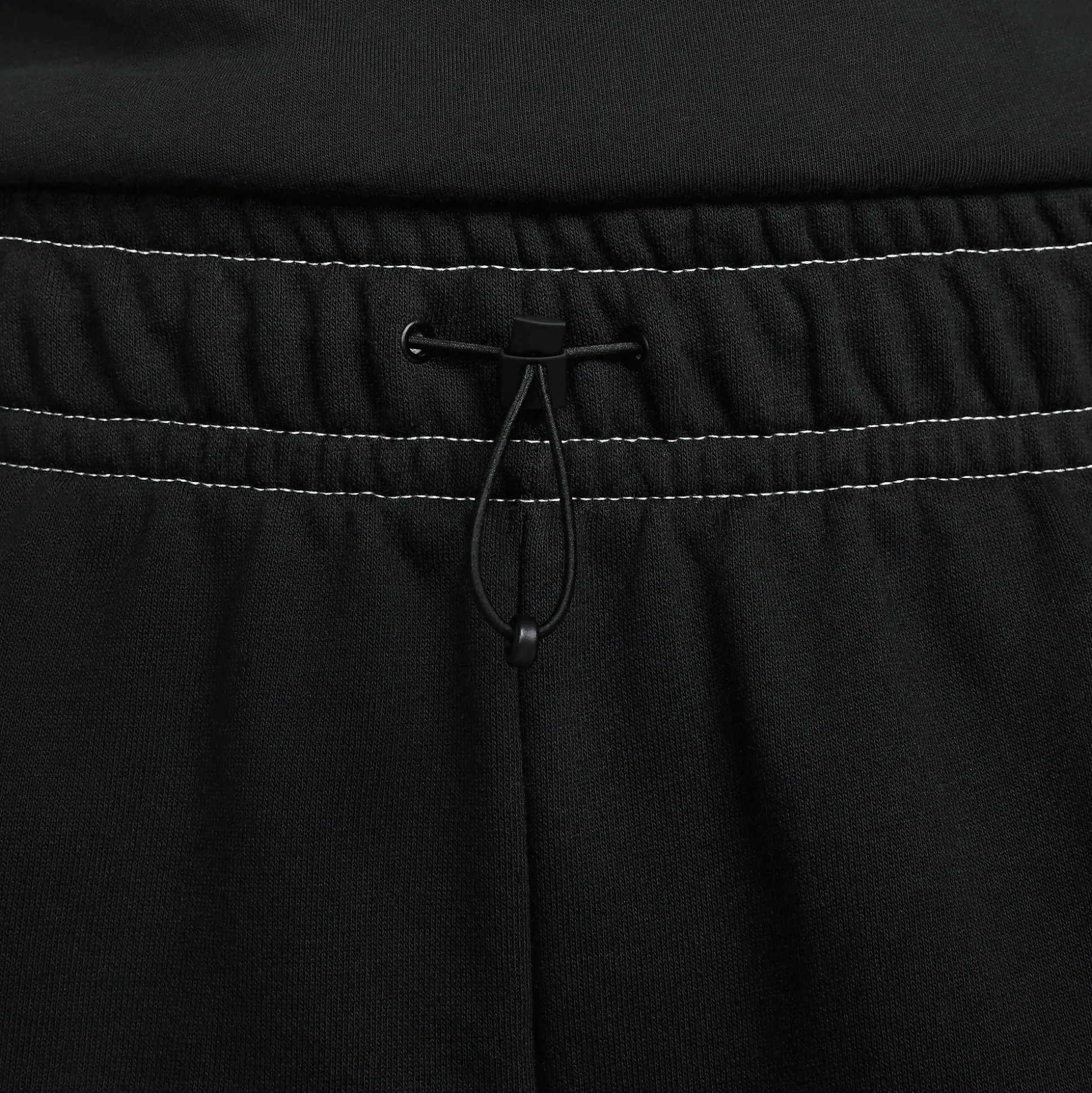 nike sportswear swoosh women's ball